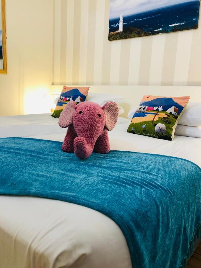 ווסטפורט The Waterside Apartment 112 Harbour Mills מראה חיצוני תמונה